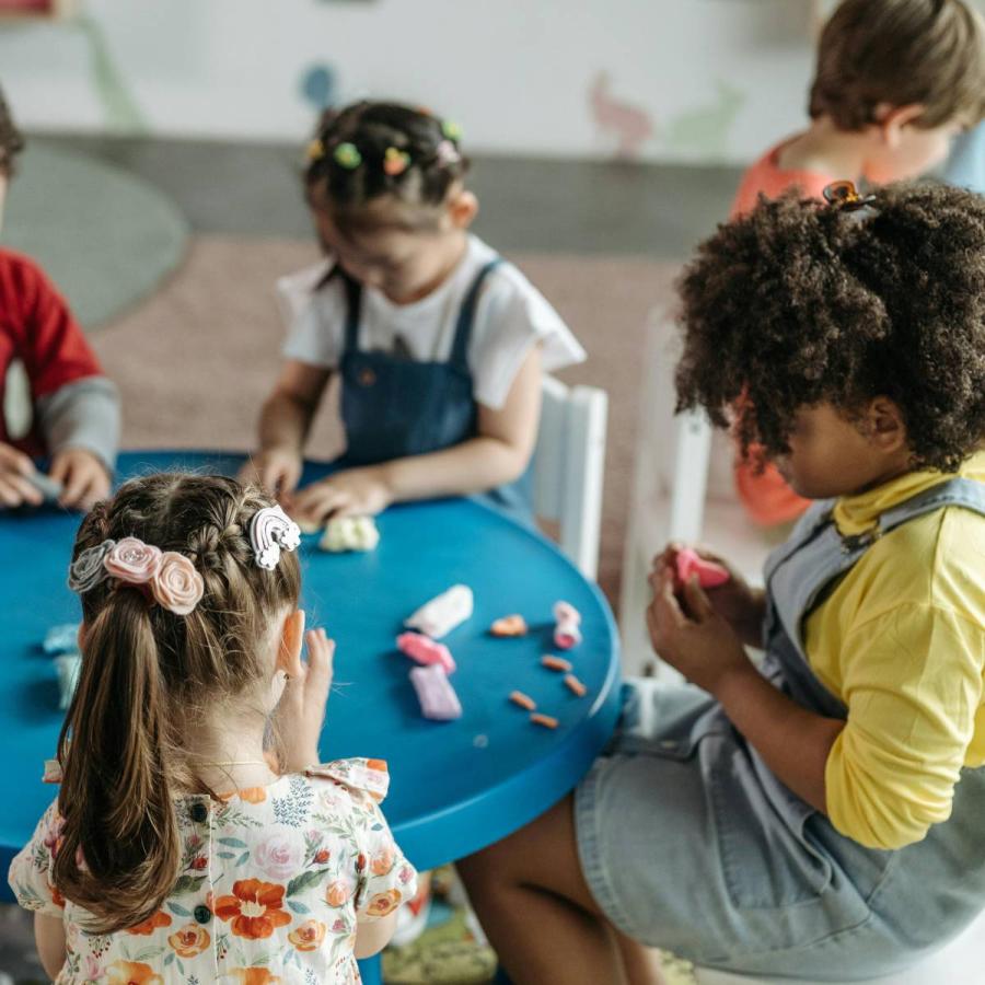 kids modeling clay