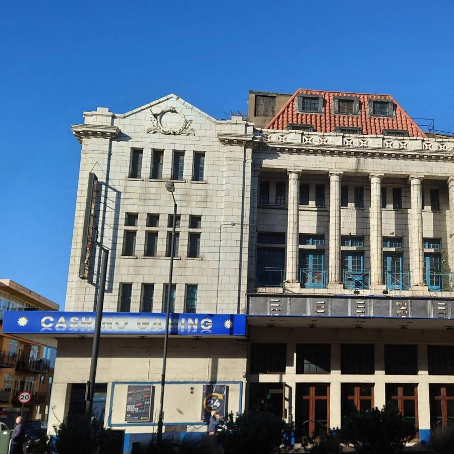 a photo of Streatham Hills building